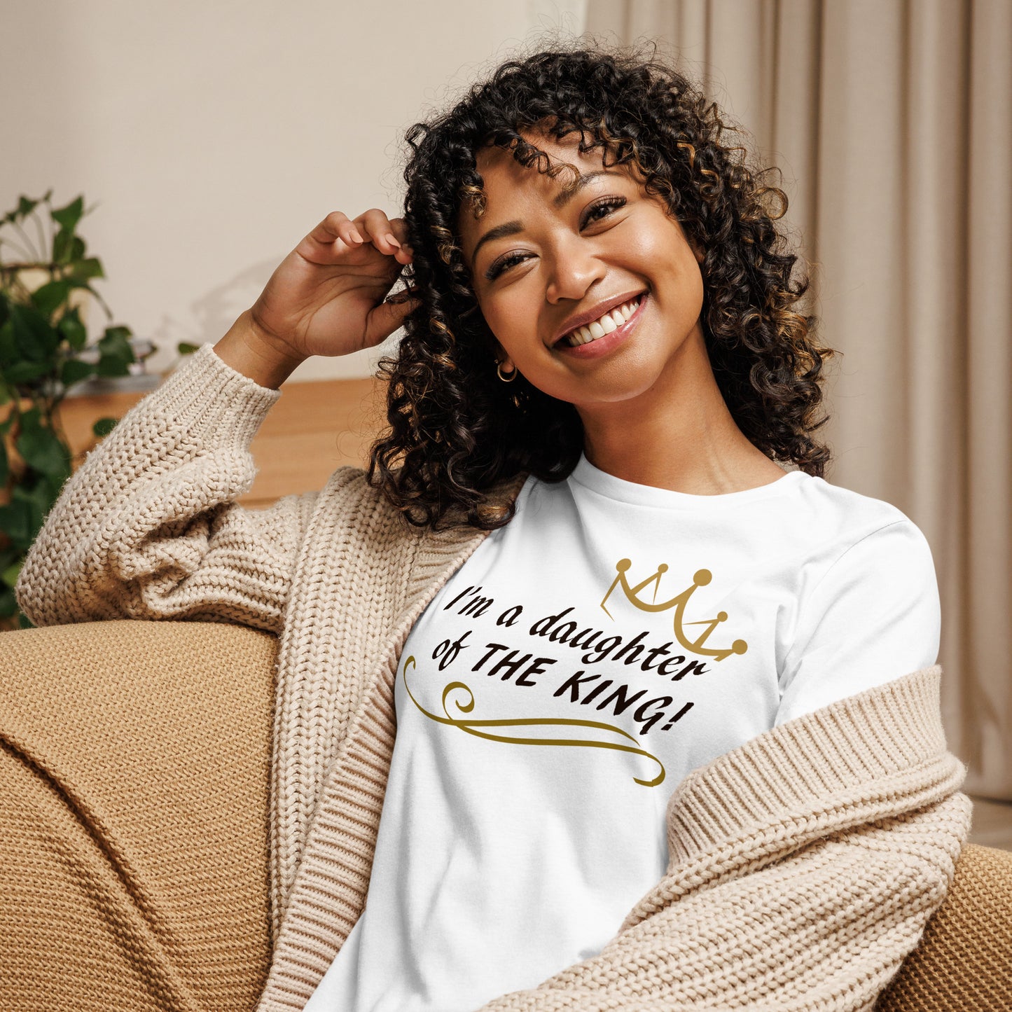 “A Daughter of the King” Women's Relaxed T-Shirt