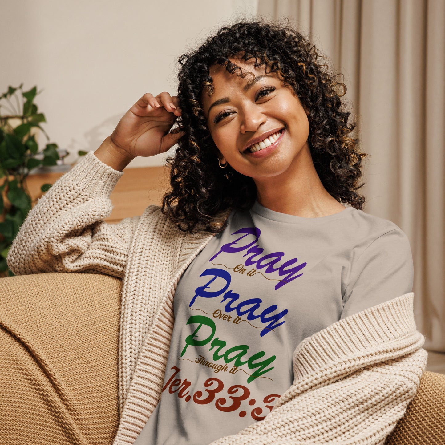 Women's Relaxed "Prayer - Jer 33:3 (KJV)" T-Shirt